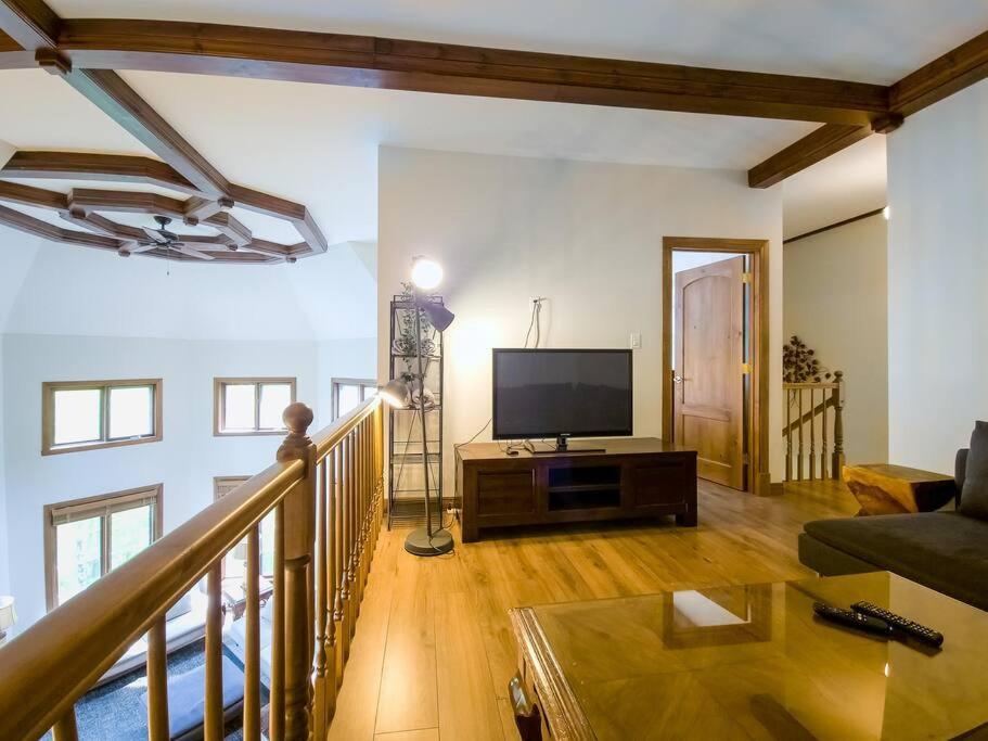 Апартаменты Tremblant Prestige - Manoir 108-2 Мон-Трамблан Экстерьер фото